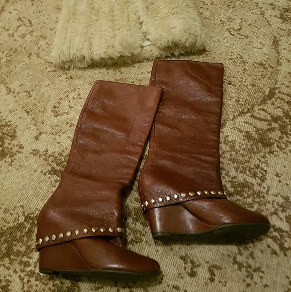 Tall wedge boots with studded fold-over design - Picture 2 of 7